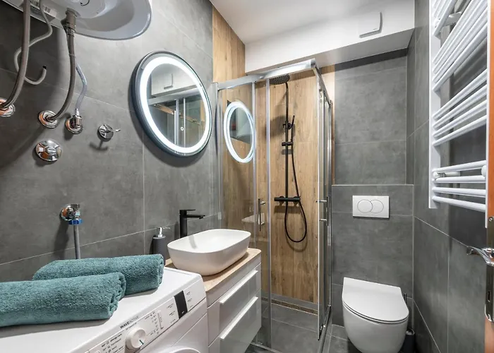 Ivan Apartman *