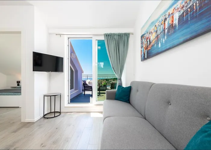 Ivan Apartman *