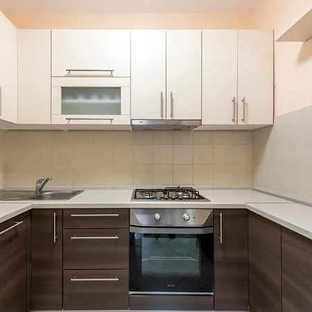 Ivan Apartment *