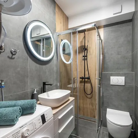 Ivan Apartment *