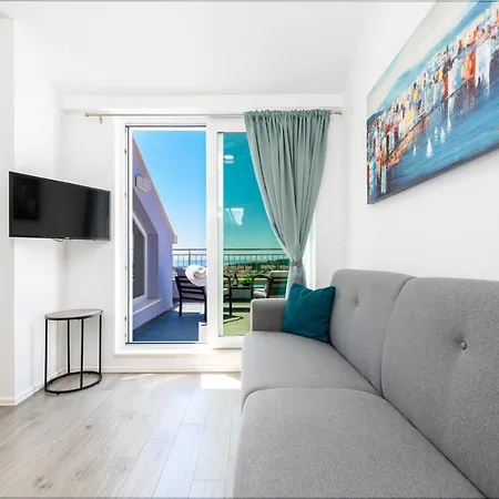 Ivan Apartment *